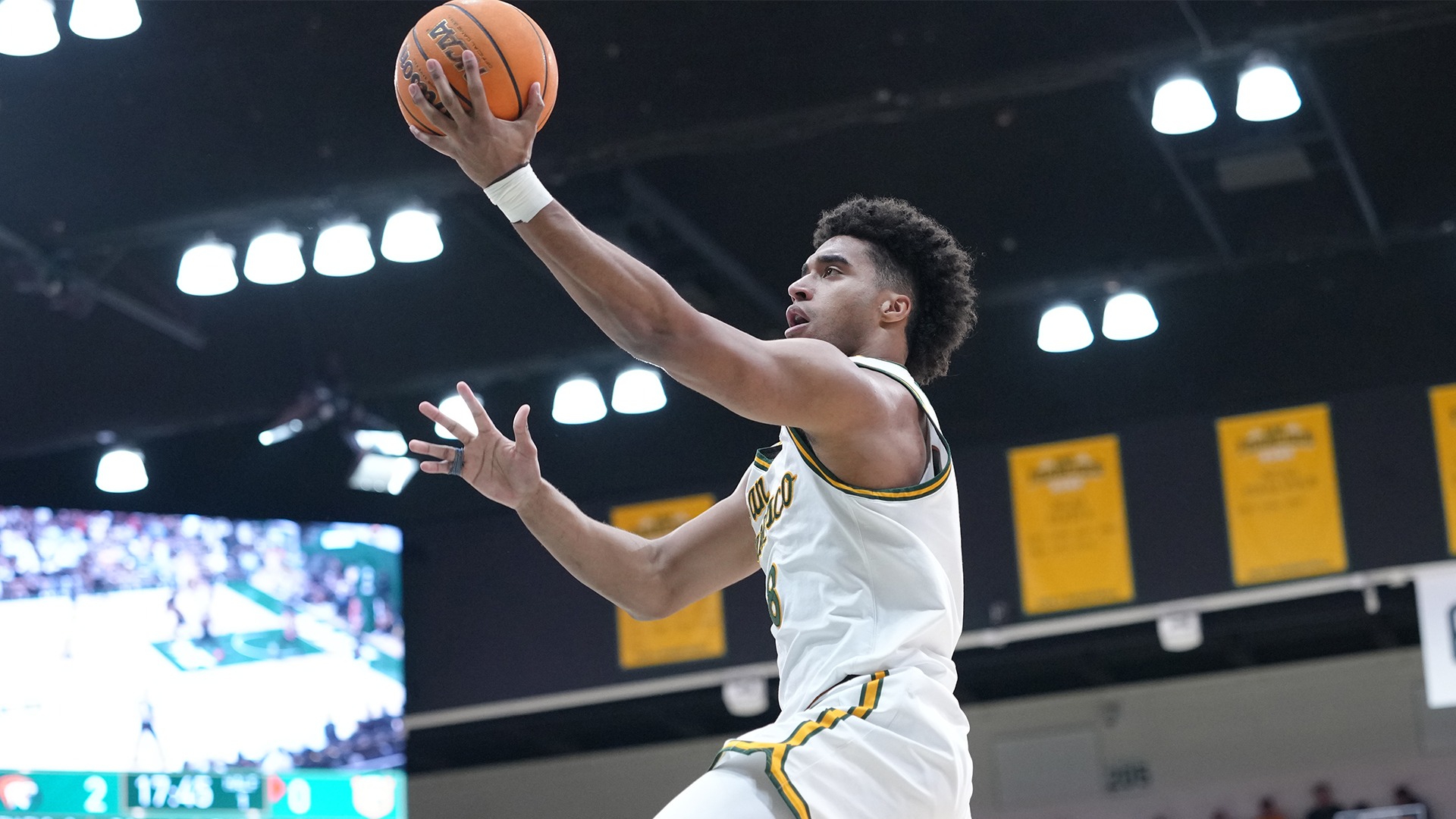 MBB David Fuchs Layup vs. Pacific January 2026