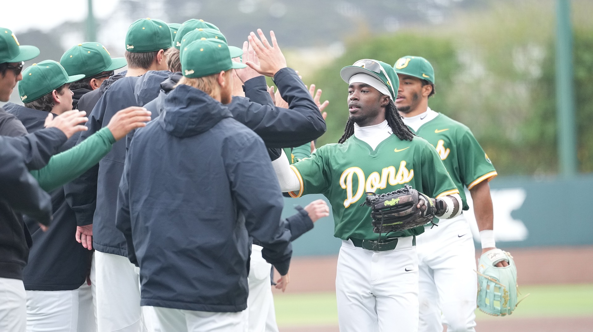 Baseball high Five Line vs. WIU 2026