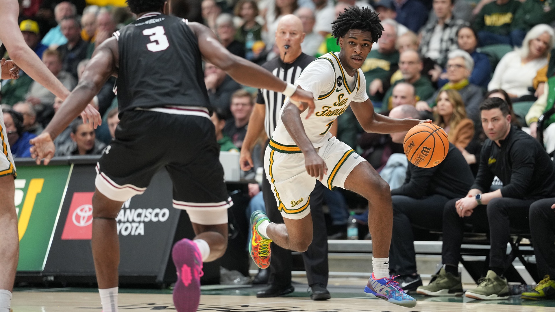 Legend Smiley Dribbling vs. Santa Clara February 2026