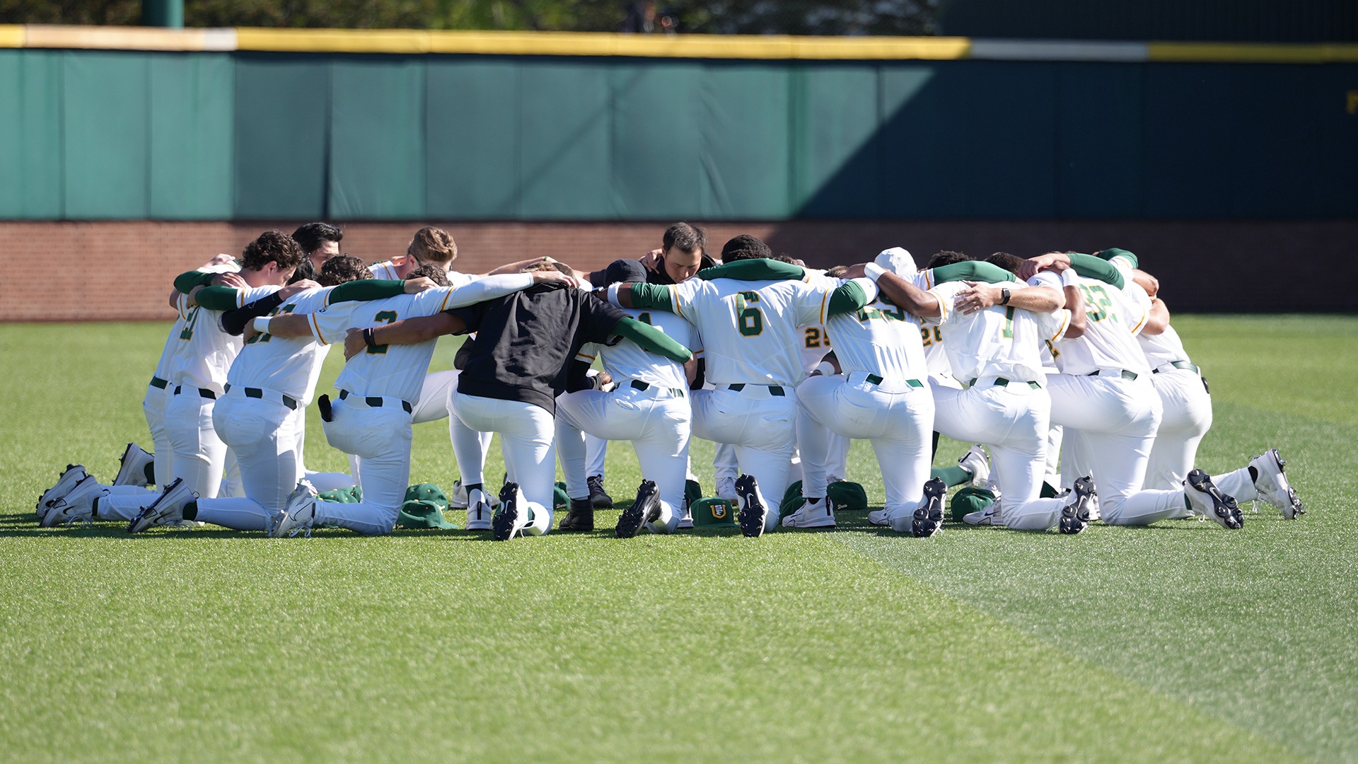 Baseball Pregame Huddle vs. WIU 2026