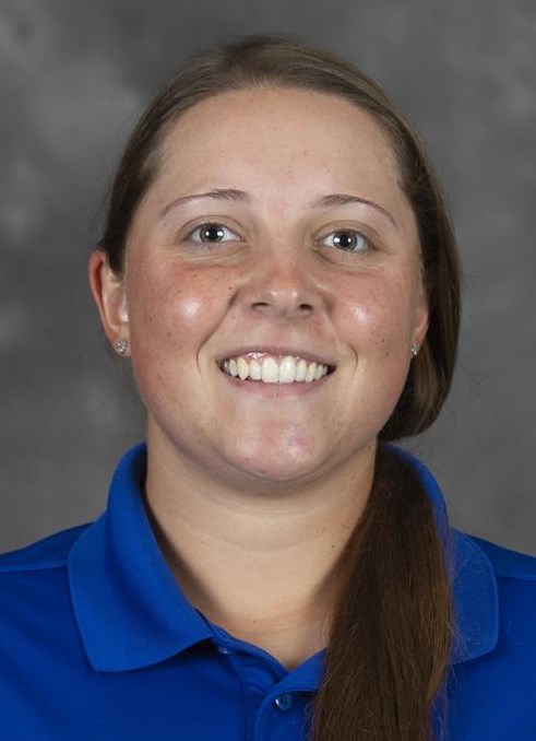 Alix Ezell Headshot