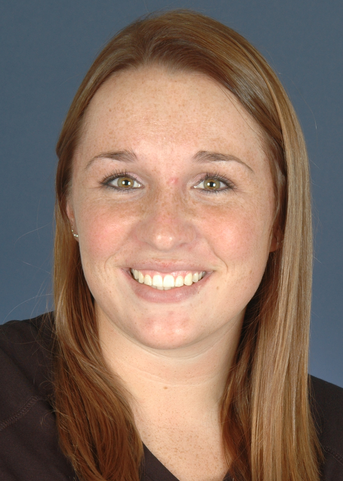 heather dunn 2005 volleyball headshot