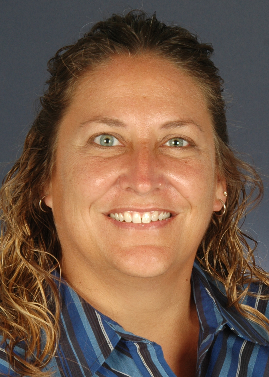 diane seymour 2005 volleyball headshot