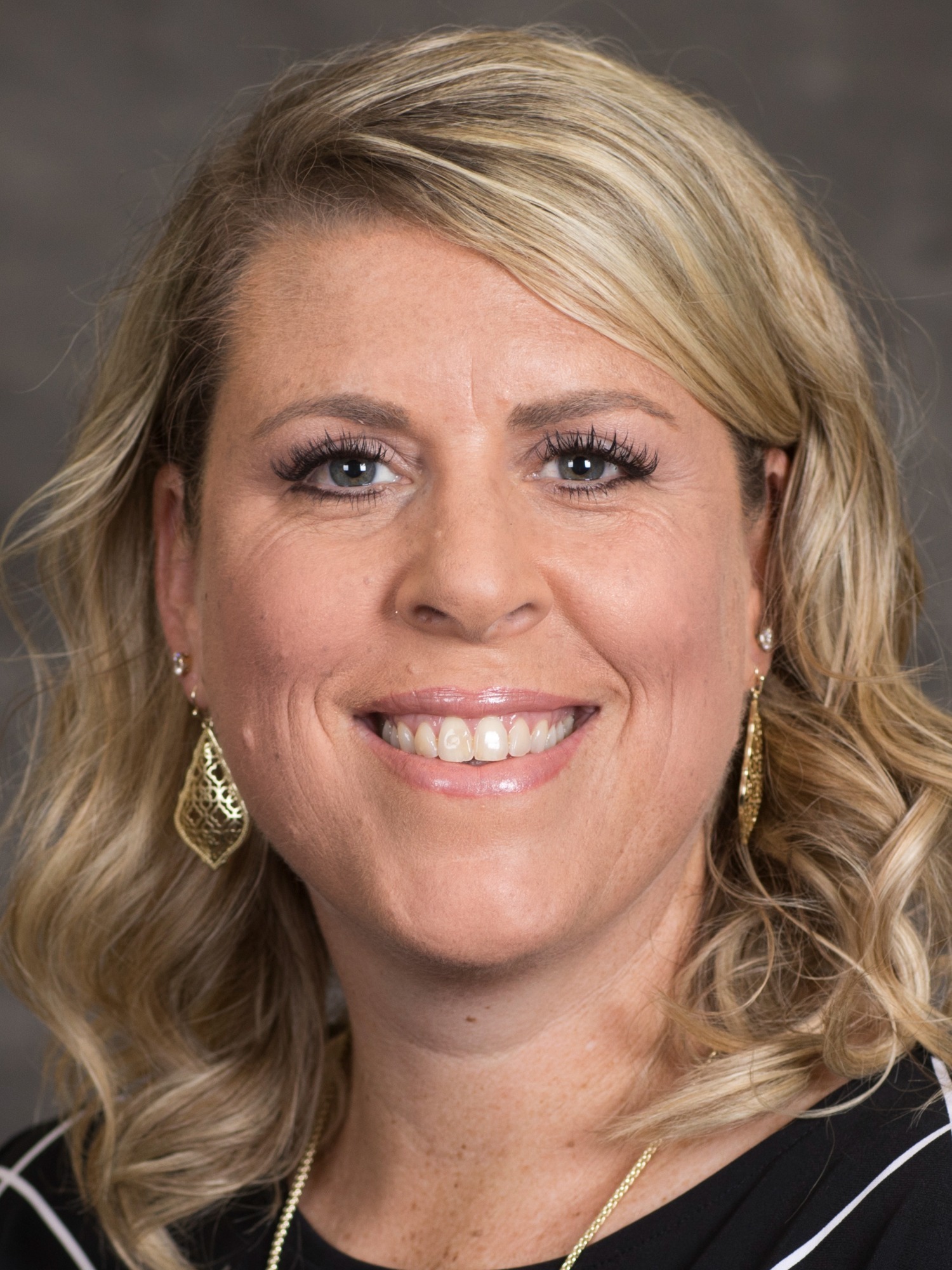 Kristin Cole 2017-18 WBB headshot