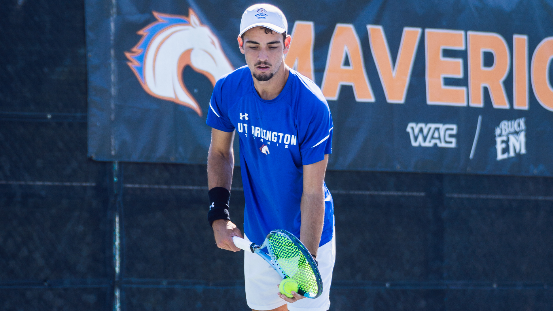 Yazid Lahjomri Preparing to Serve