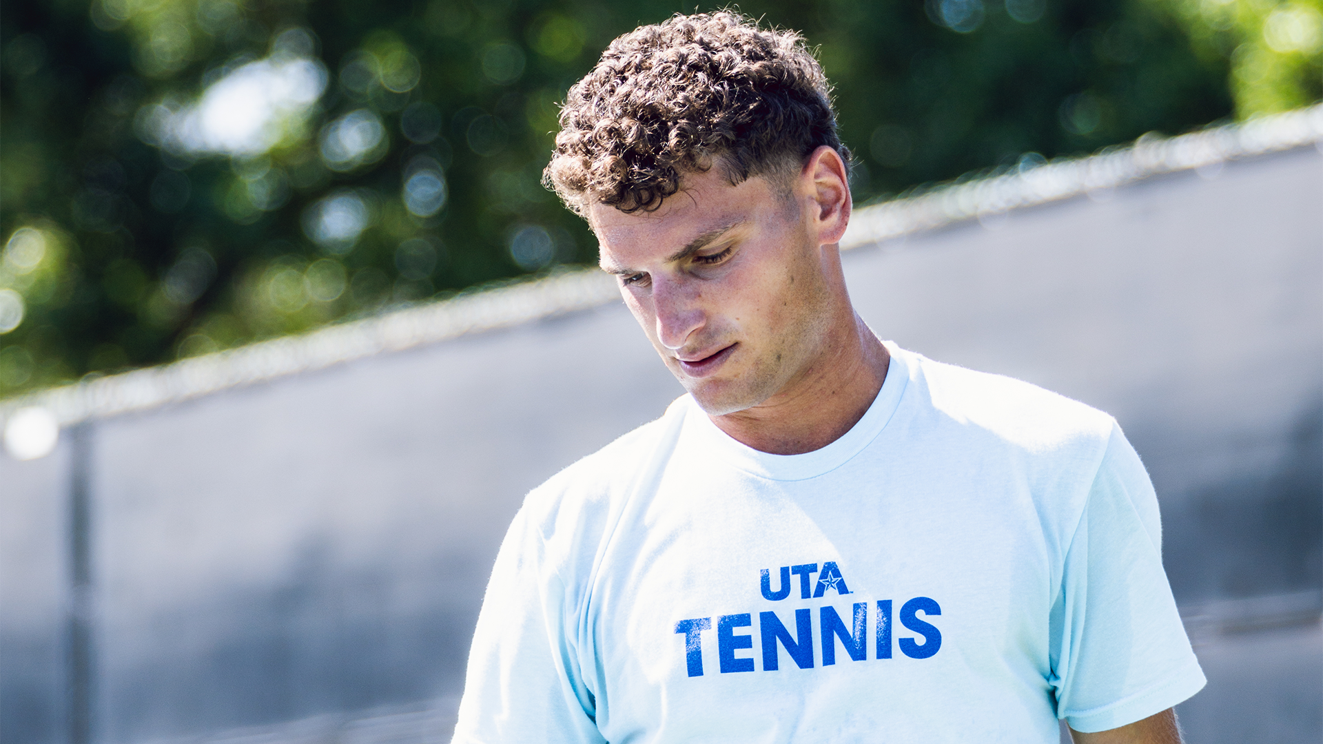 Jesse Gothelf Looking Down Before Serving