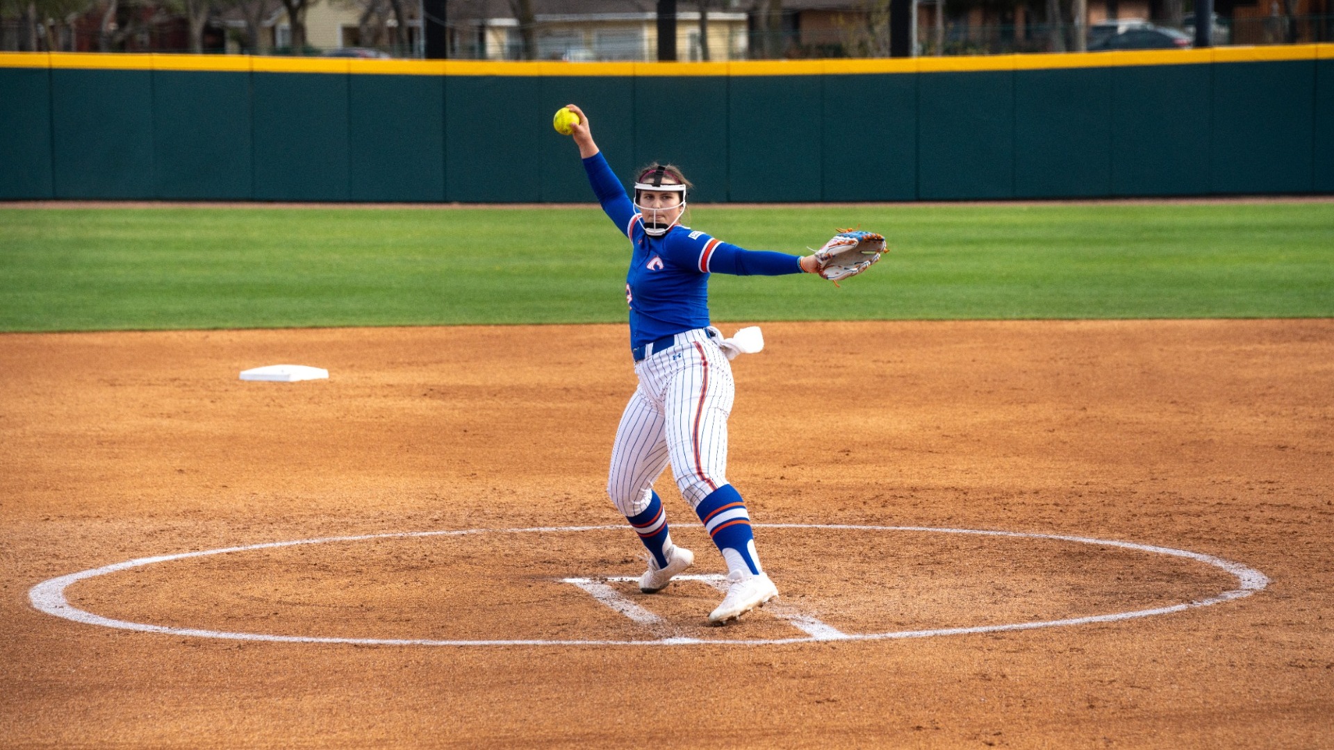 hailey sralik pitching
