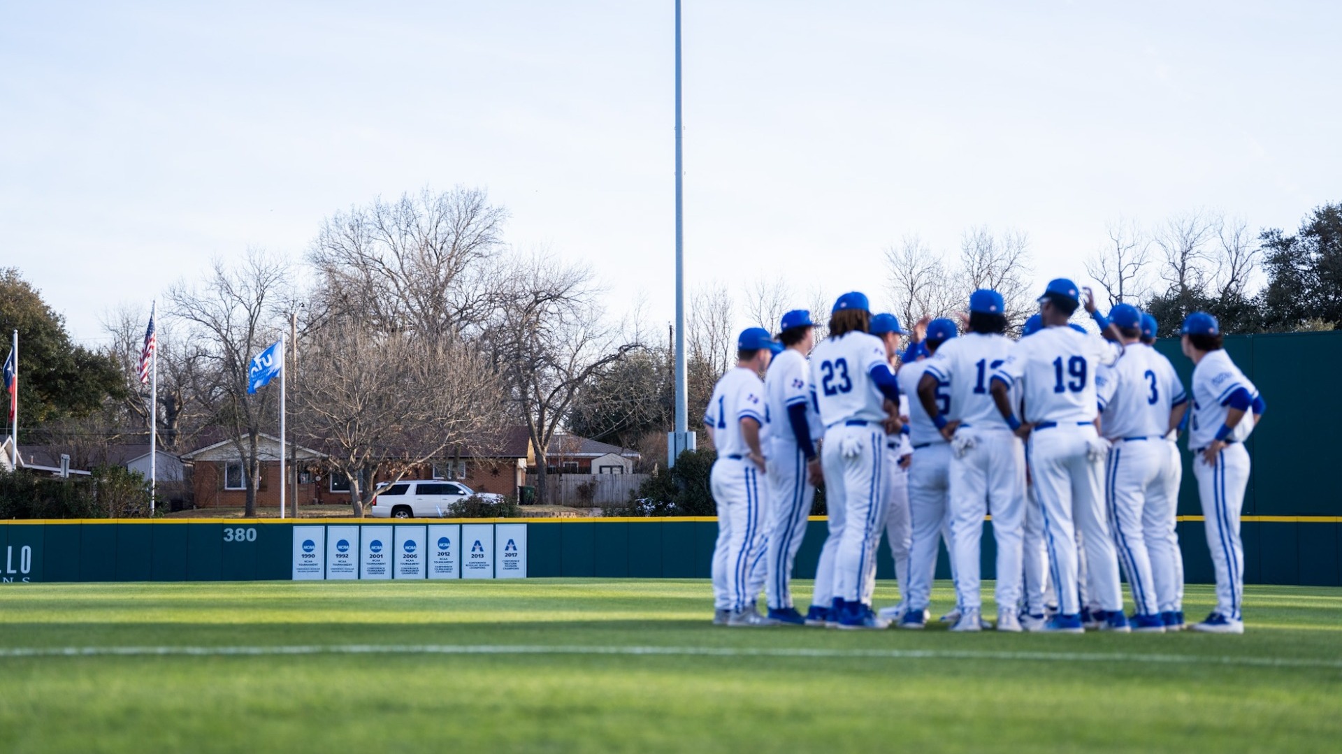 Team Huddle Pregame