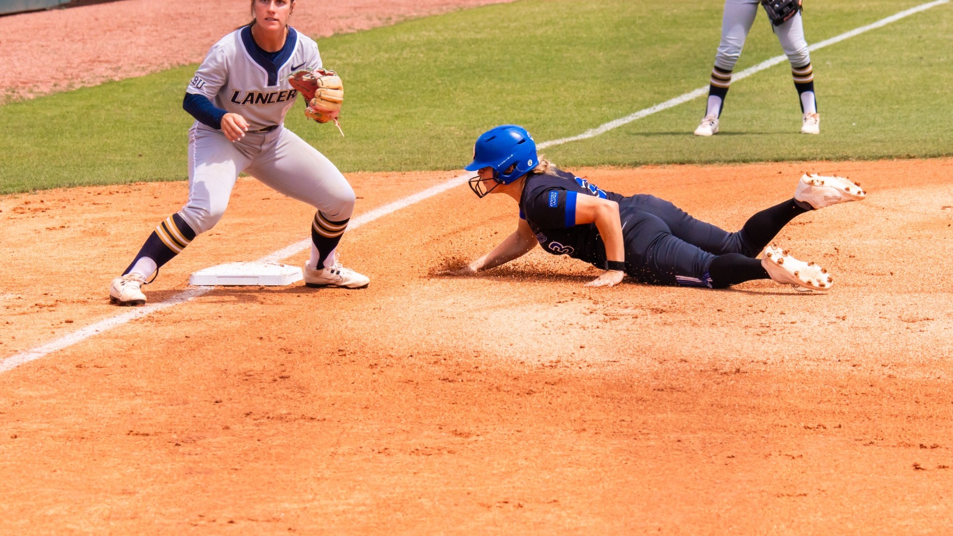 valeria feeney slide 3B