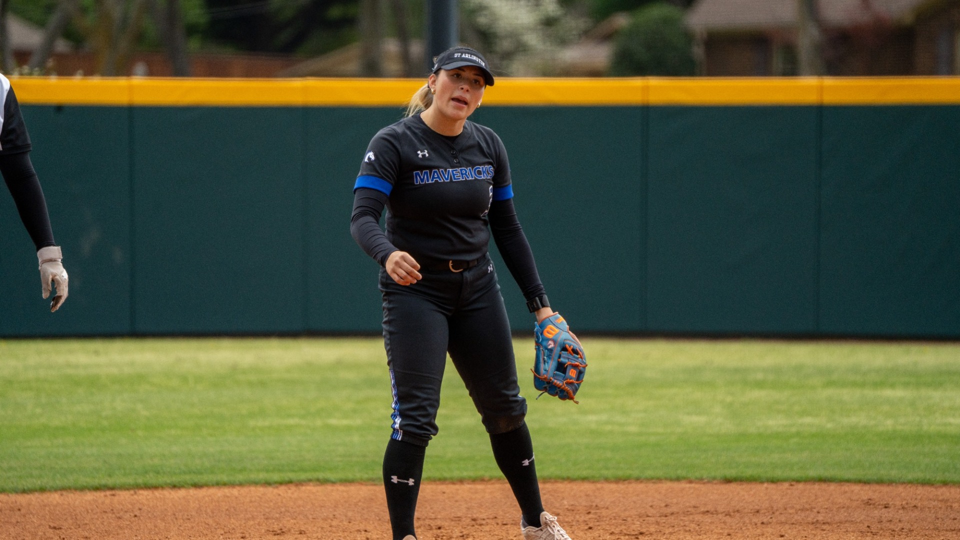 valeria feeney on base