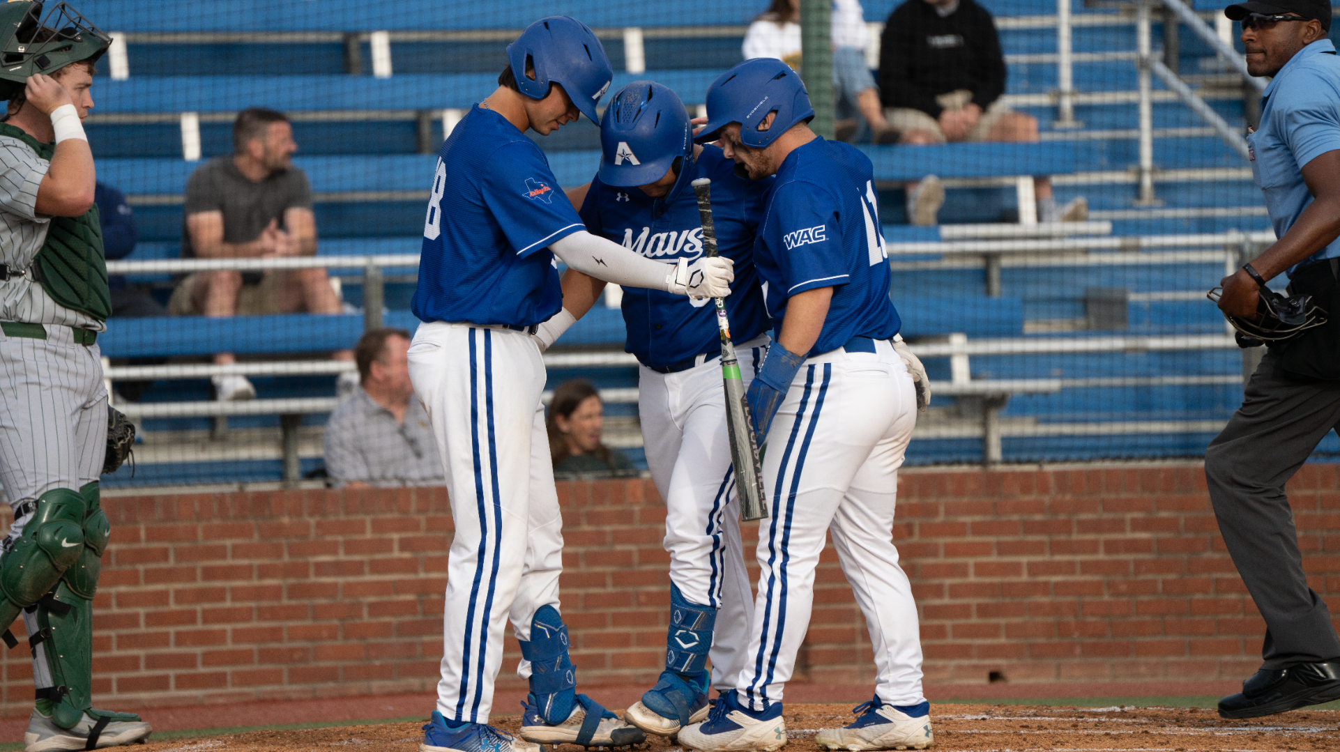 Team celebrating Melendez Home Run