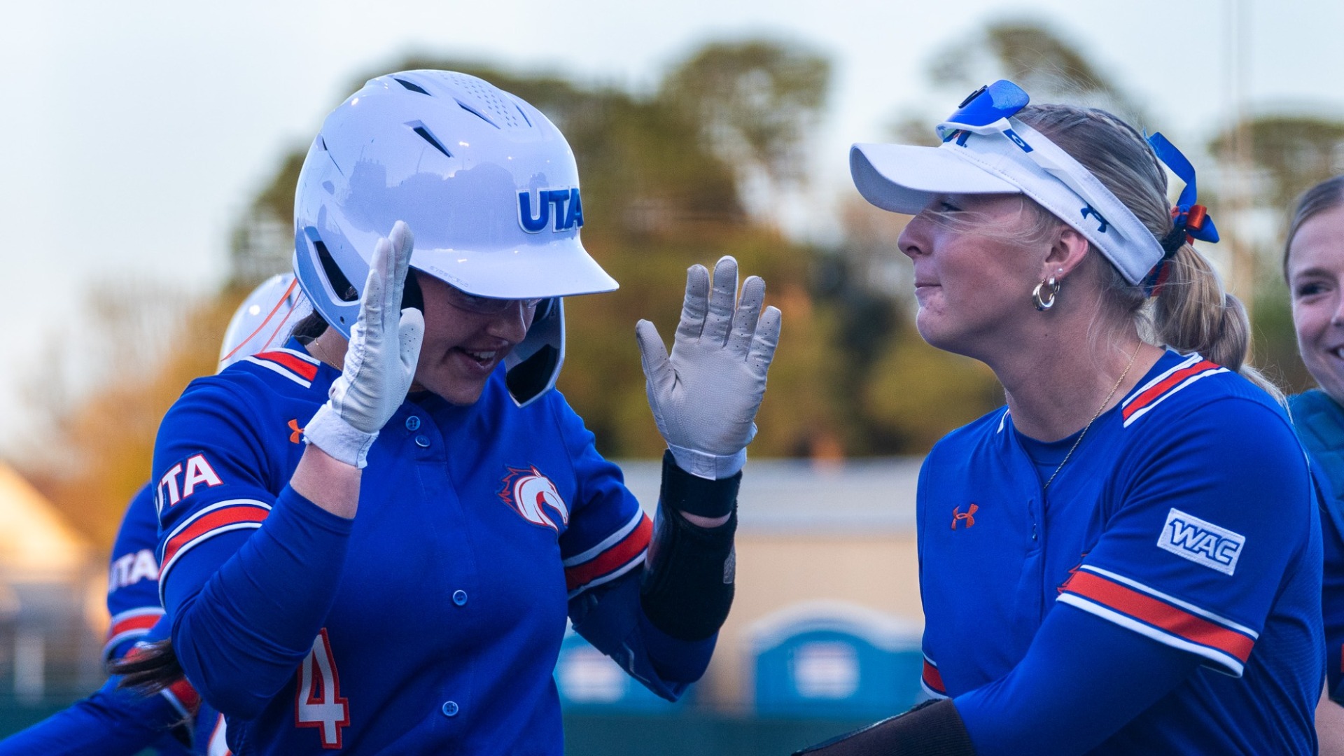 peyton holland low five taylor minor