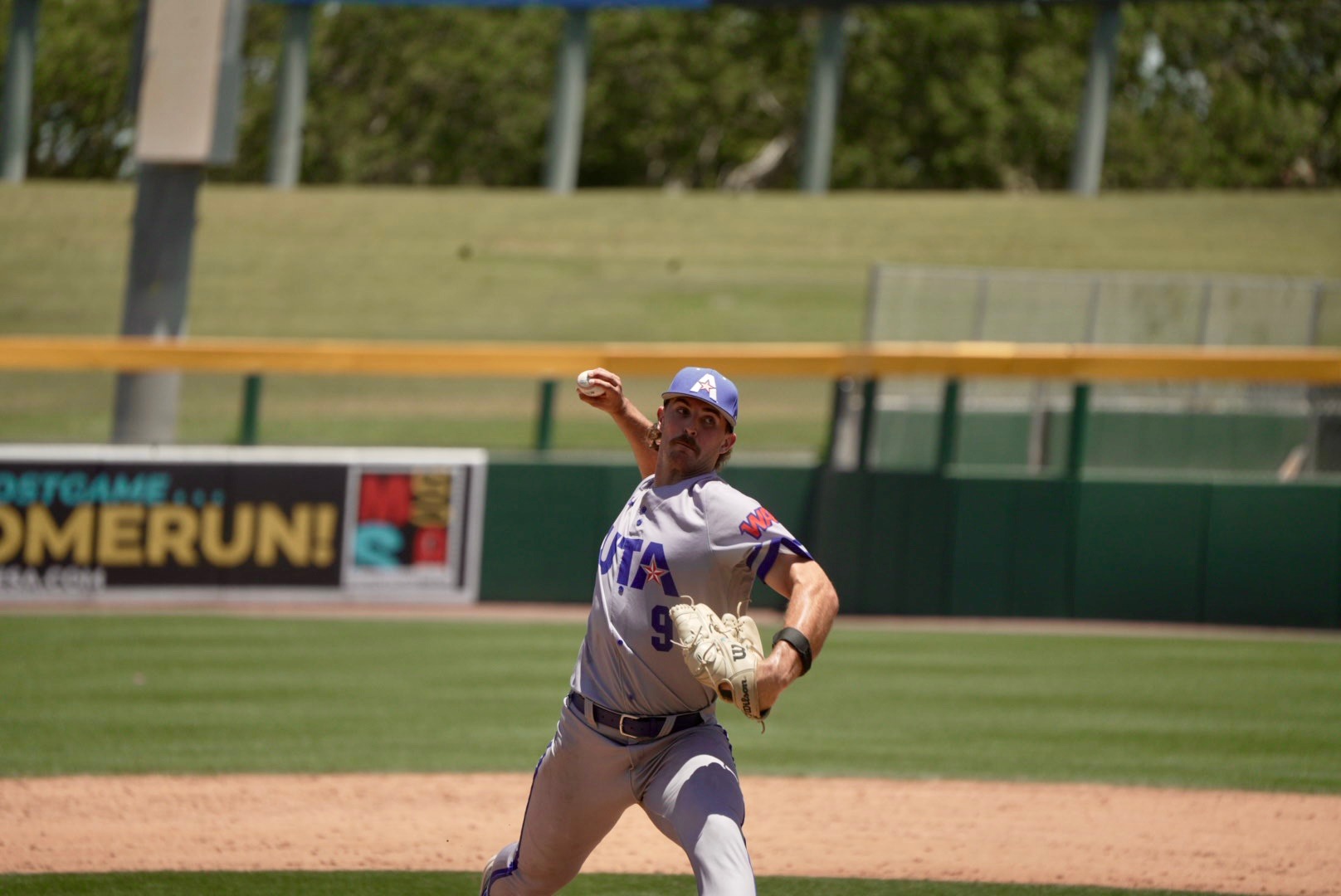 Caylon Dygert pitching