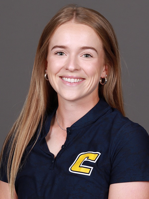 Sarah Busey Head Shot 2024