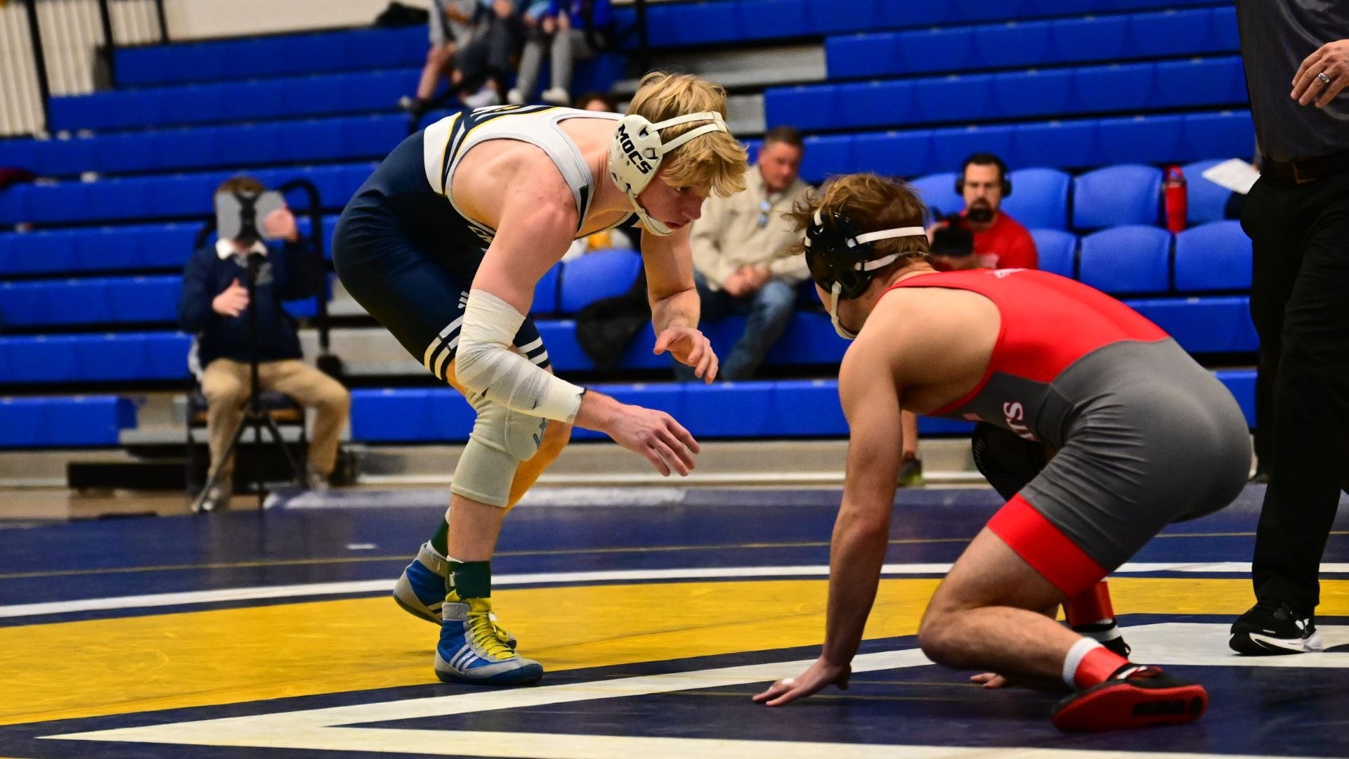 Elijah Lowe looks for his shot in a tech fall win over Davidson