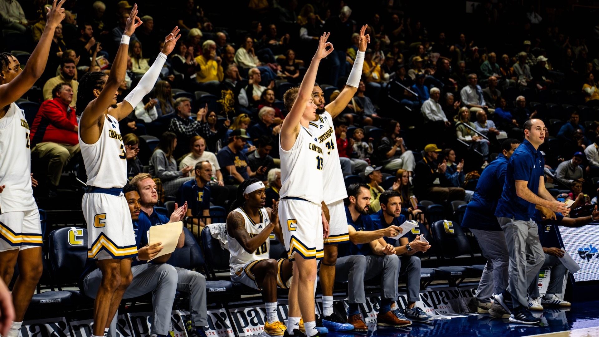 Team Bench MBB vs. Furman