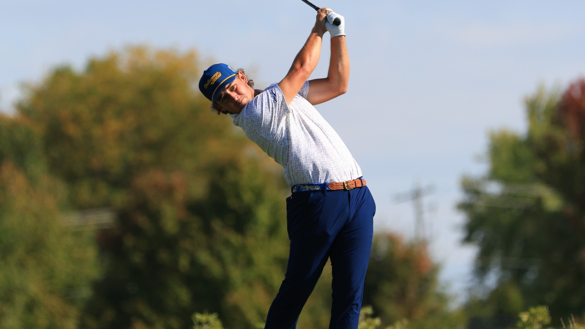 Ethan Whitaker tees off at Erin Hills
