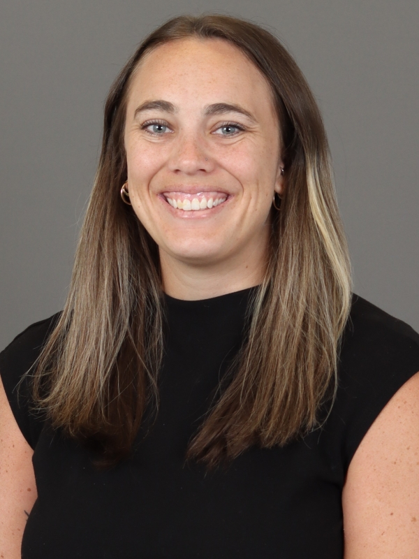 Head shot of Natassja Hatcher