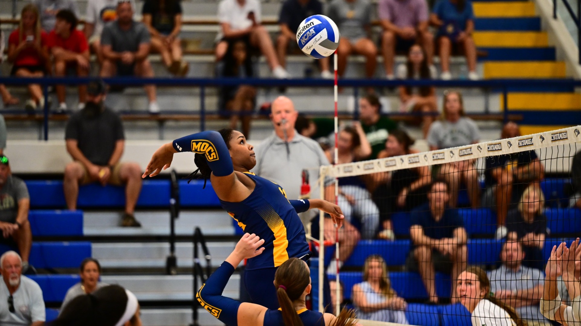 Kynli Kirkendoll going for an attack against UAB on Saturday night