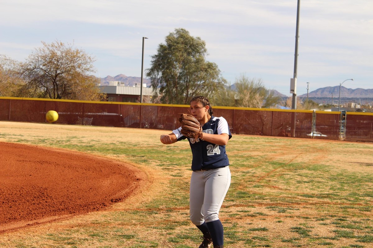 Ariana Valles Softball UTEP Miners
