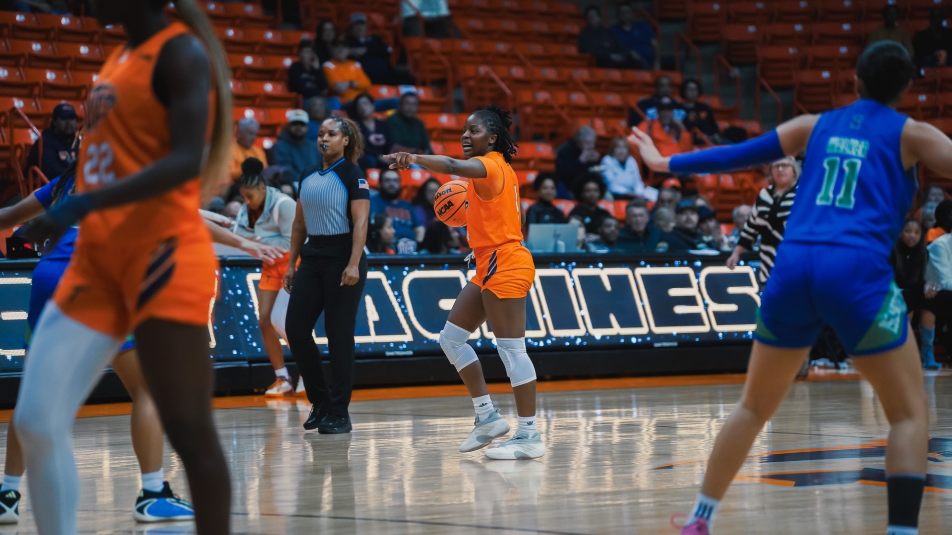 WBB_DelmaDribbling_A&M-CC