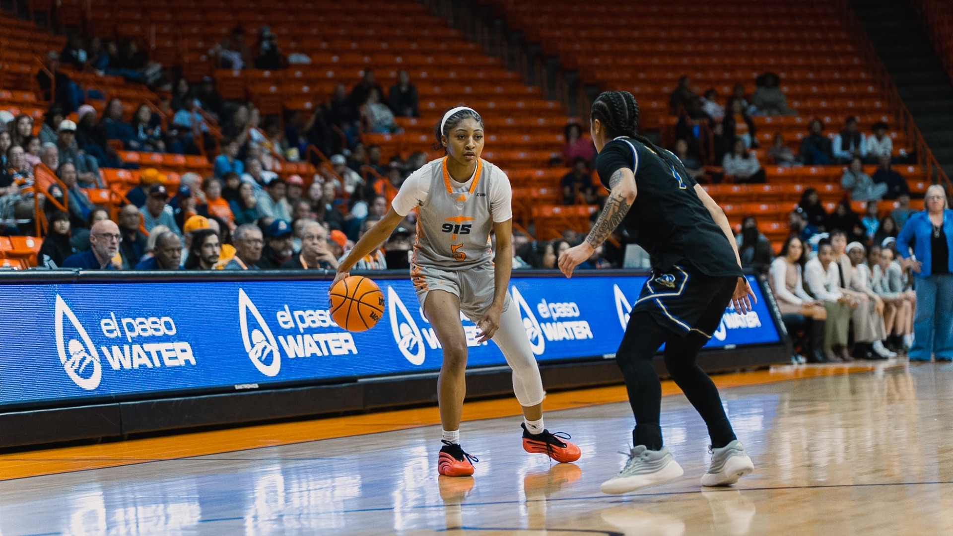 Heaven Samayoa-Mathis vs Delaware