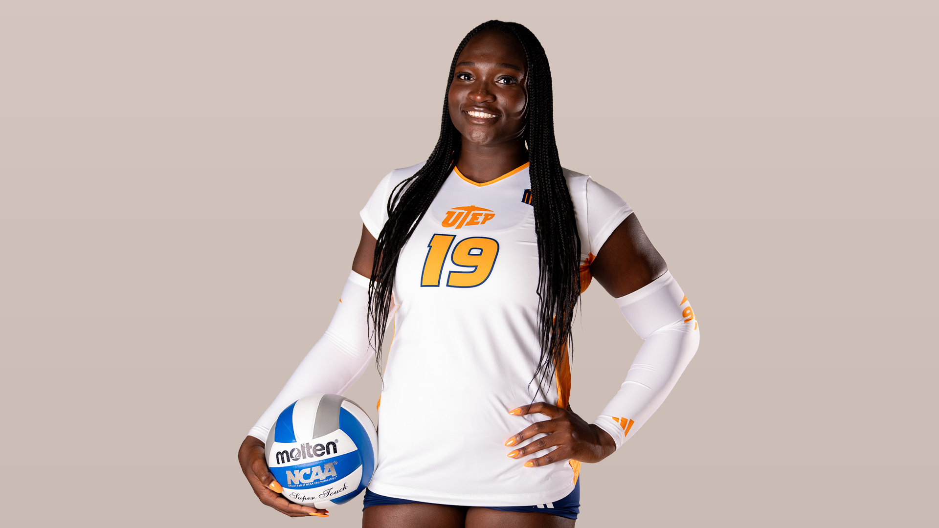 VB-Luvina Oguntimehin-studio