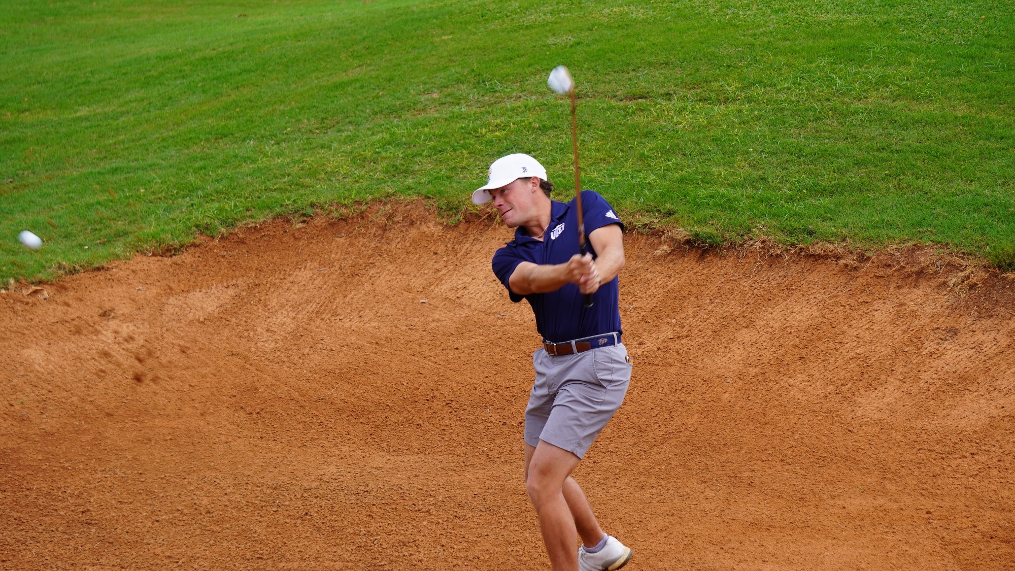 Teeter, Dylan in Hawaii