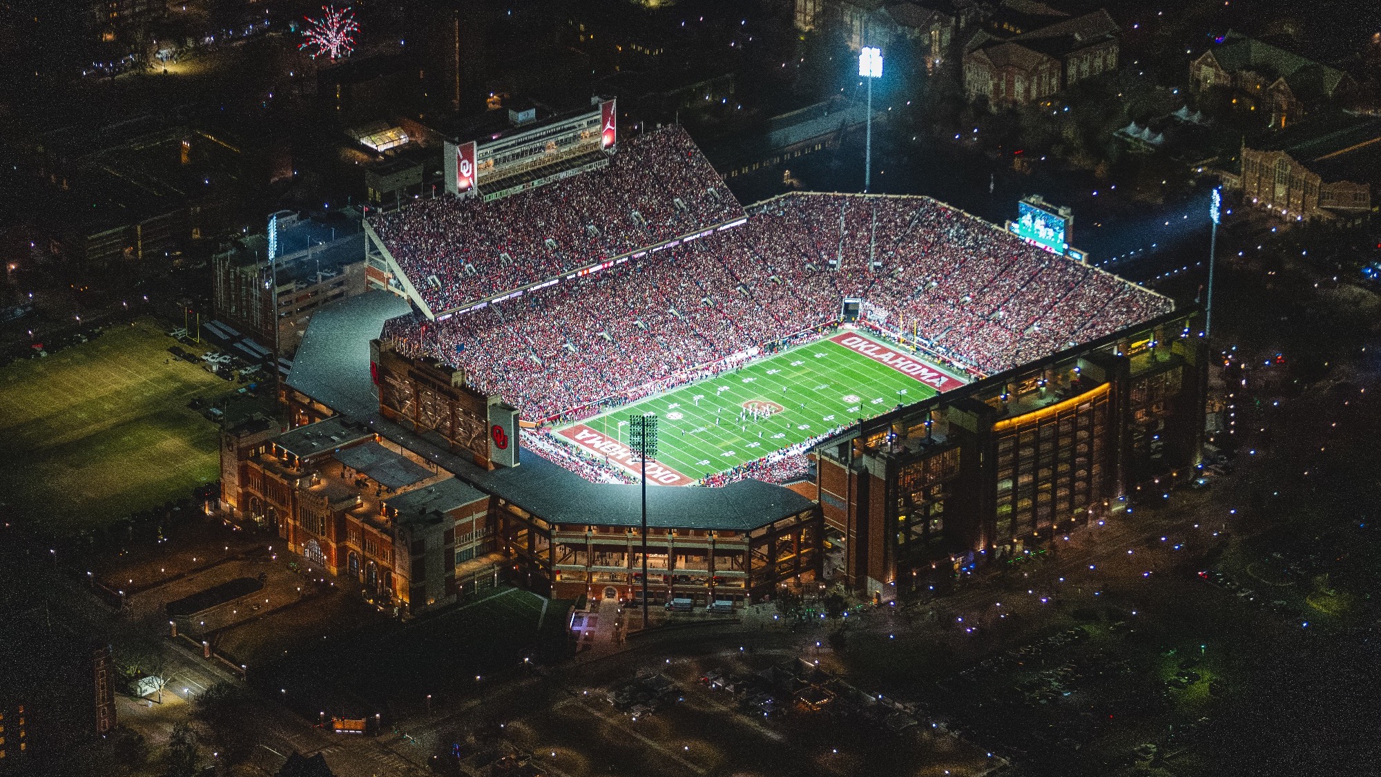 NORMAN, OK - December 19, 2025 - Aerial photos of the College Football Playoff First Round game between the Alabama Crimson Tide and the Oklahoma Sooners at Gaylord Family - Oklahoma Memorial Stadium in Norman, OK. Photo By Jamin Yeager/Aerial Oklahoma/University of Oklahoma