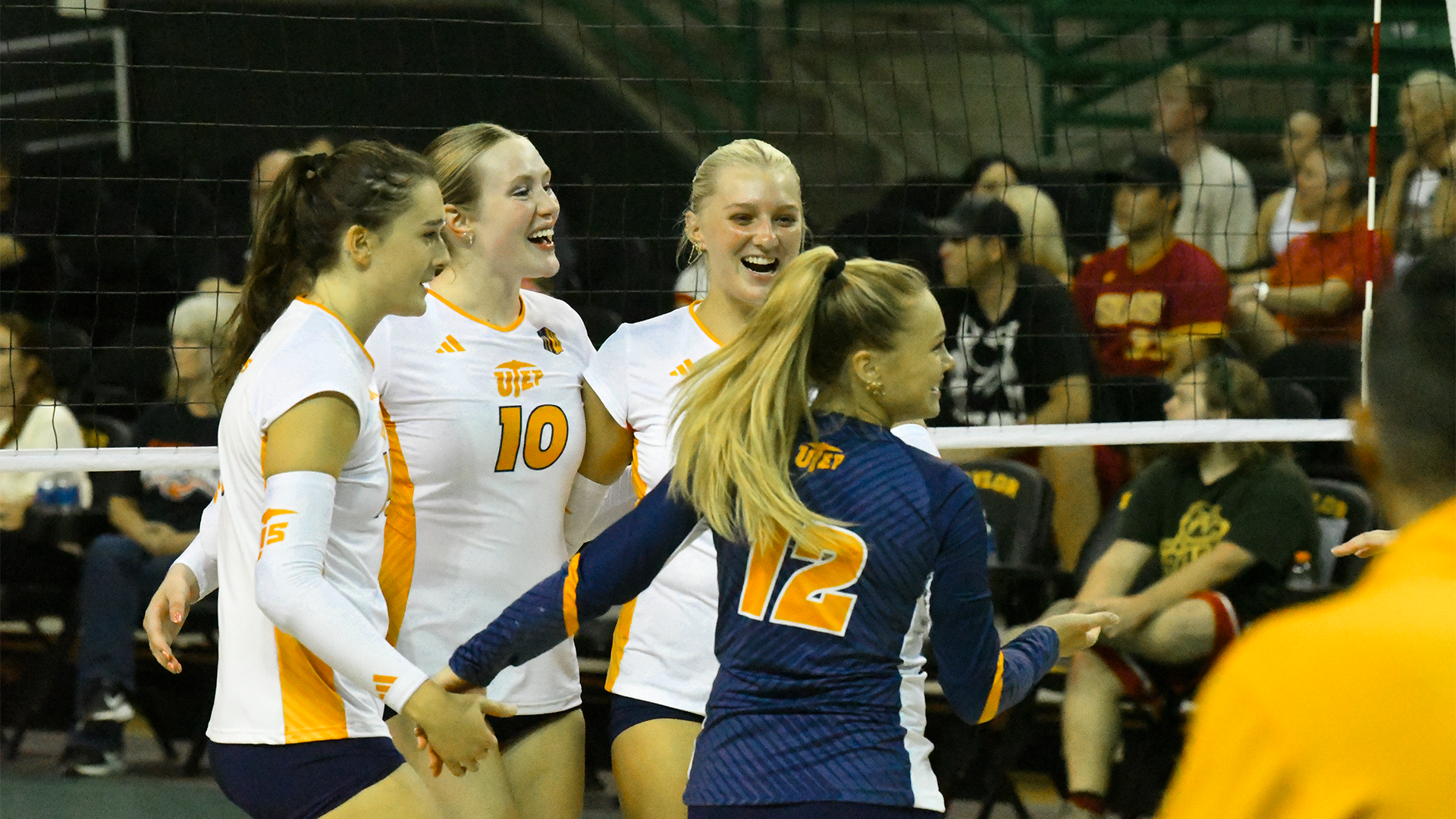 VB-Team v UIW