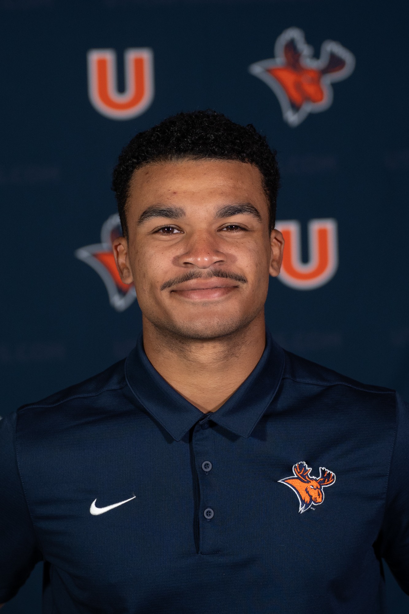 Coach Mekhi Bailey.jpg