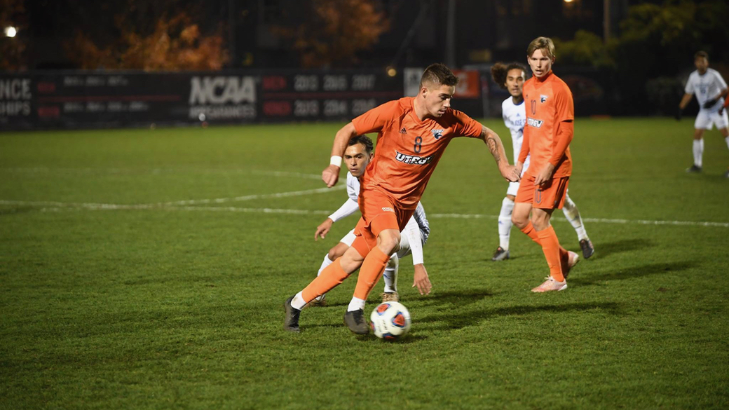 Men's Soccer Falls to No. 6 San Jose State in Semifinals of WAC
