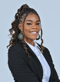 Krisynthia Sampson Headshot