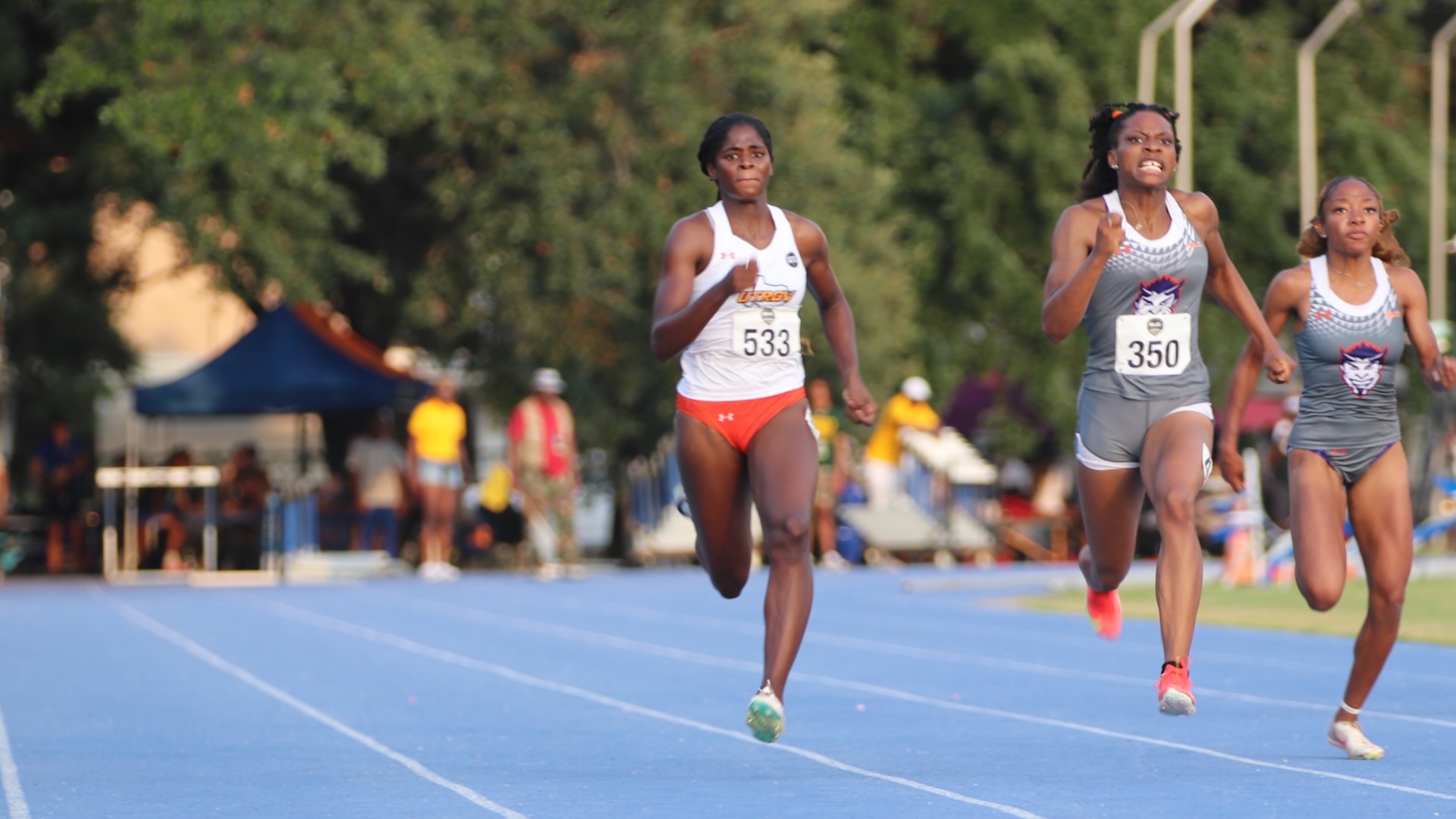 Jizzale Davis USATF U20 Championships