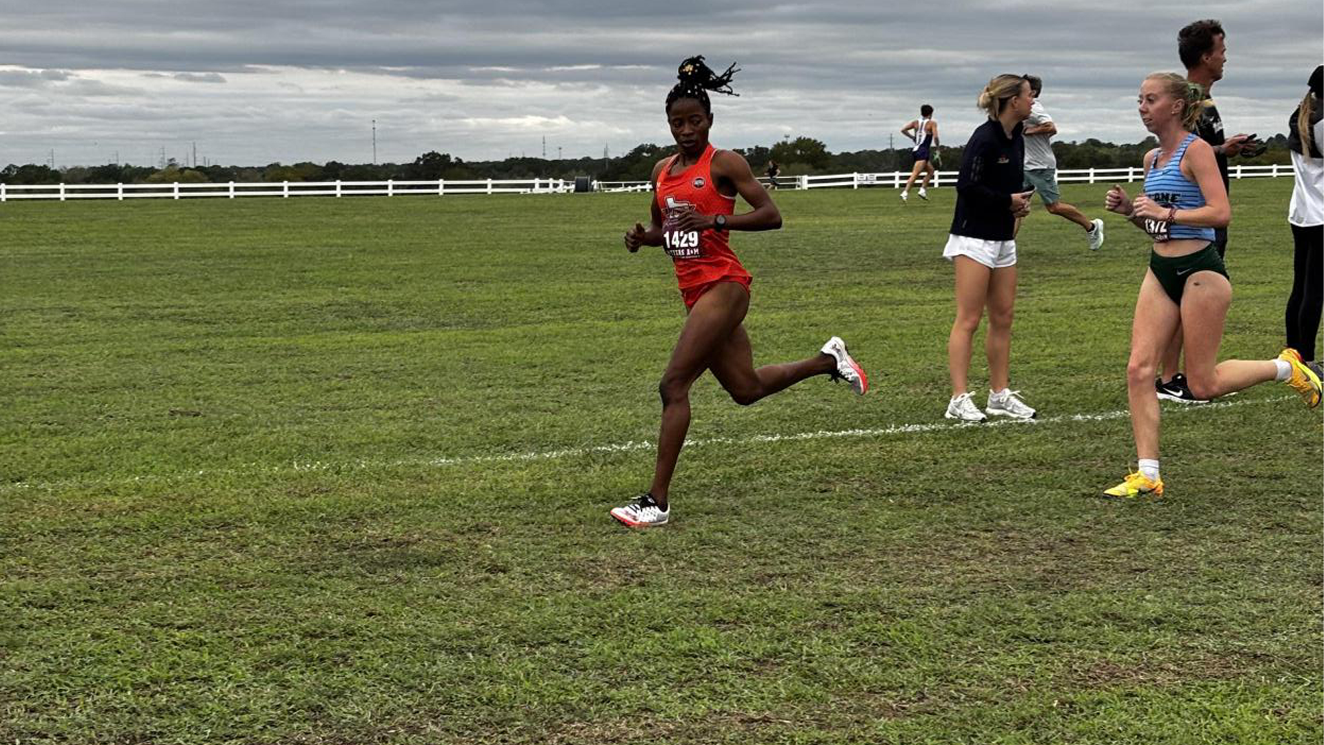 Photo of N Vanee Anchike Running at Arturo Barrios Invitational