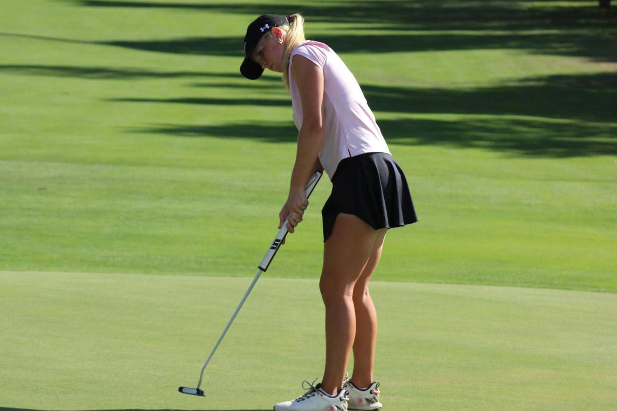 Avery Glanzer Putting