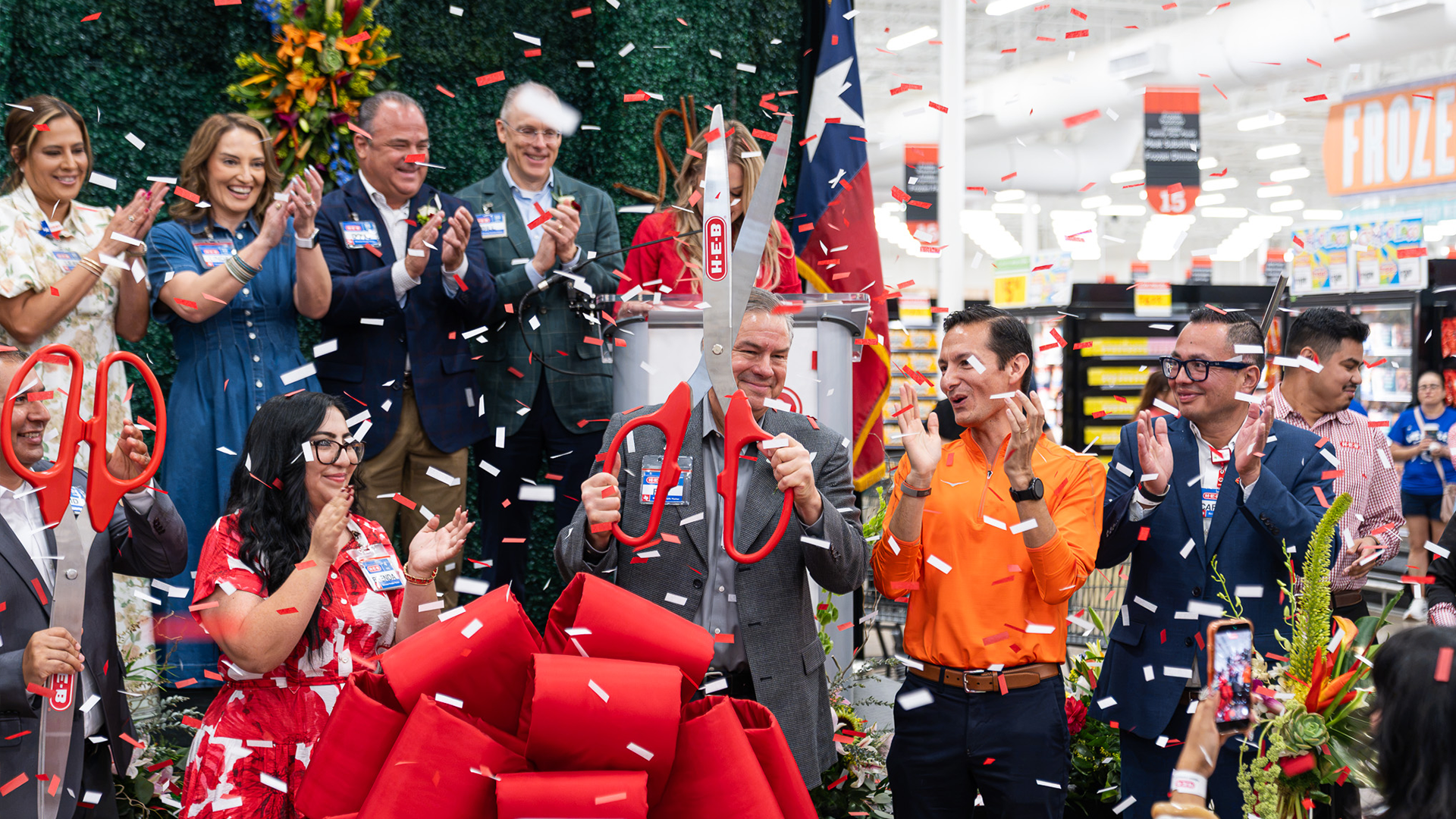 HEB Ribbon Cutting 