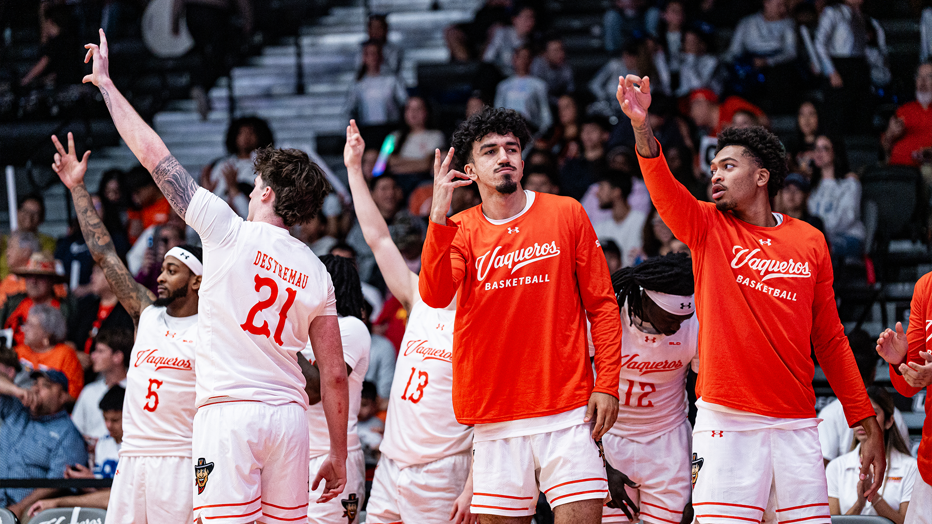 Men's Basketball Celebration