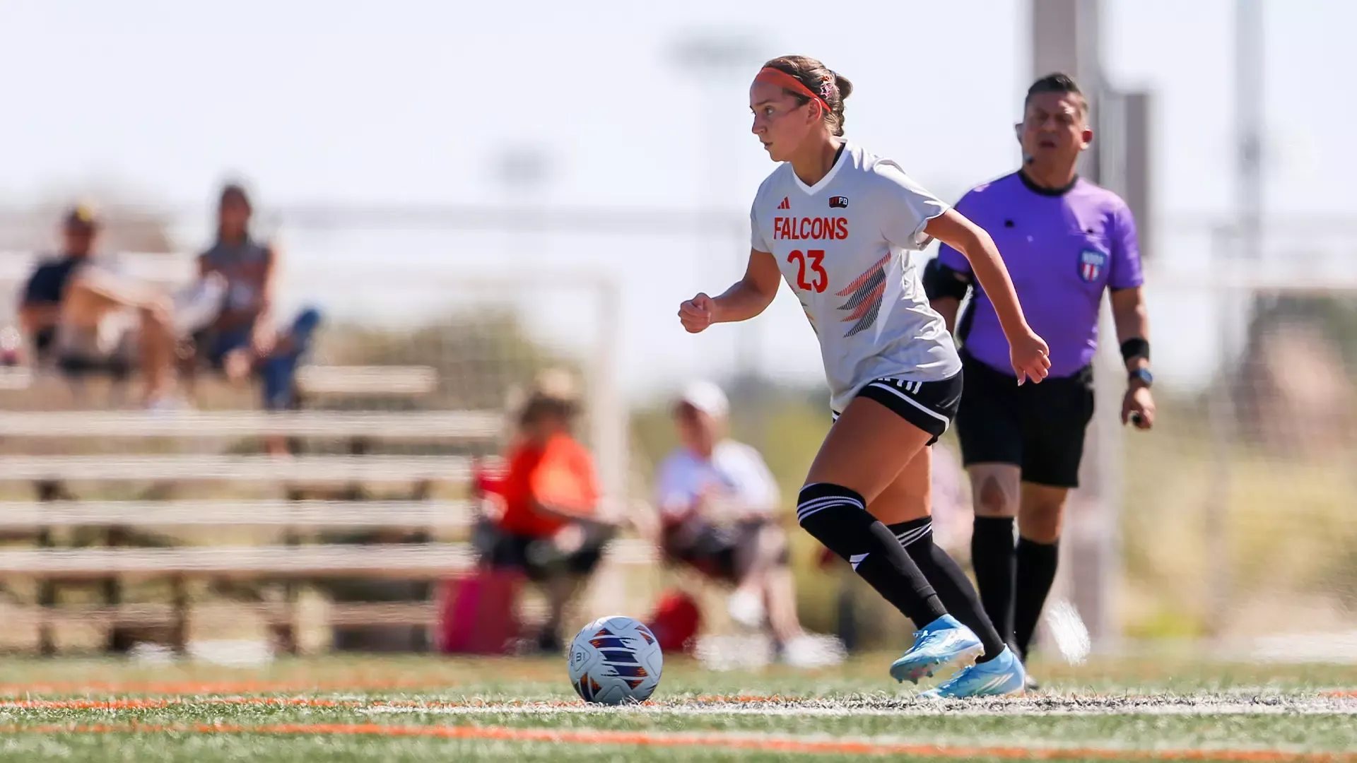 Ailene Rodarte dribbling the ball