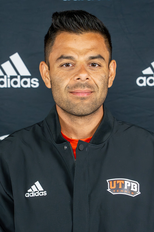 Head shot of David Perez