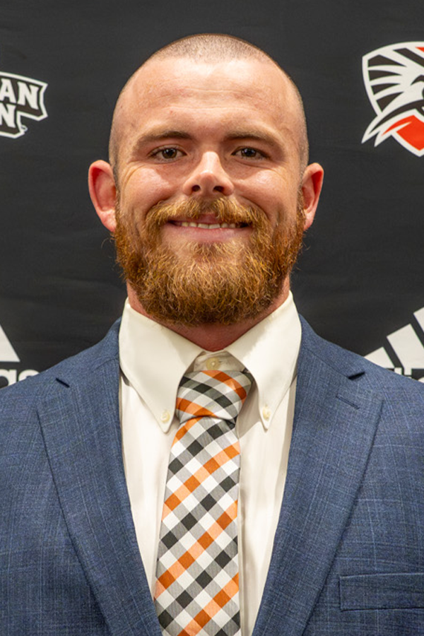 Head shot of Hayden Kelly