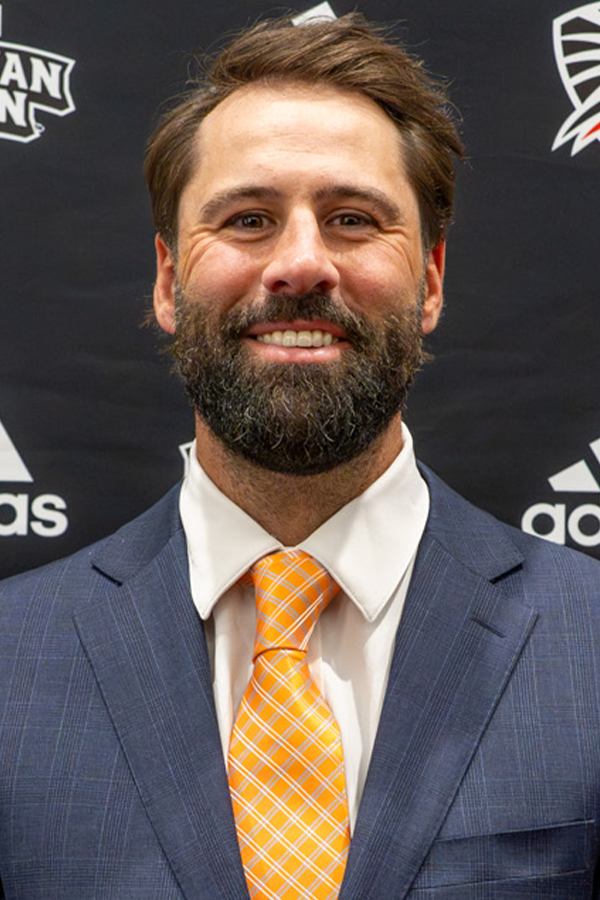 Head shot of Josh Bookbinder