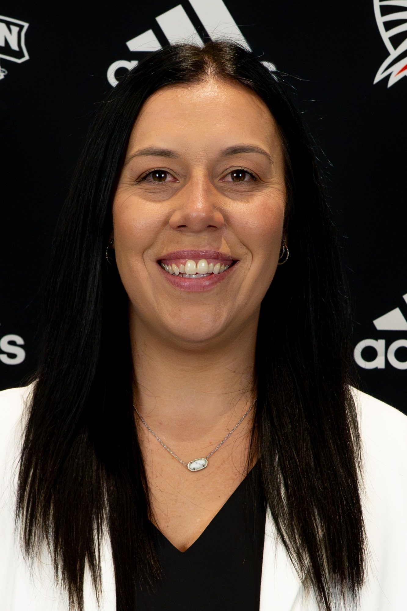 Head shot of Melissa Avila