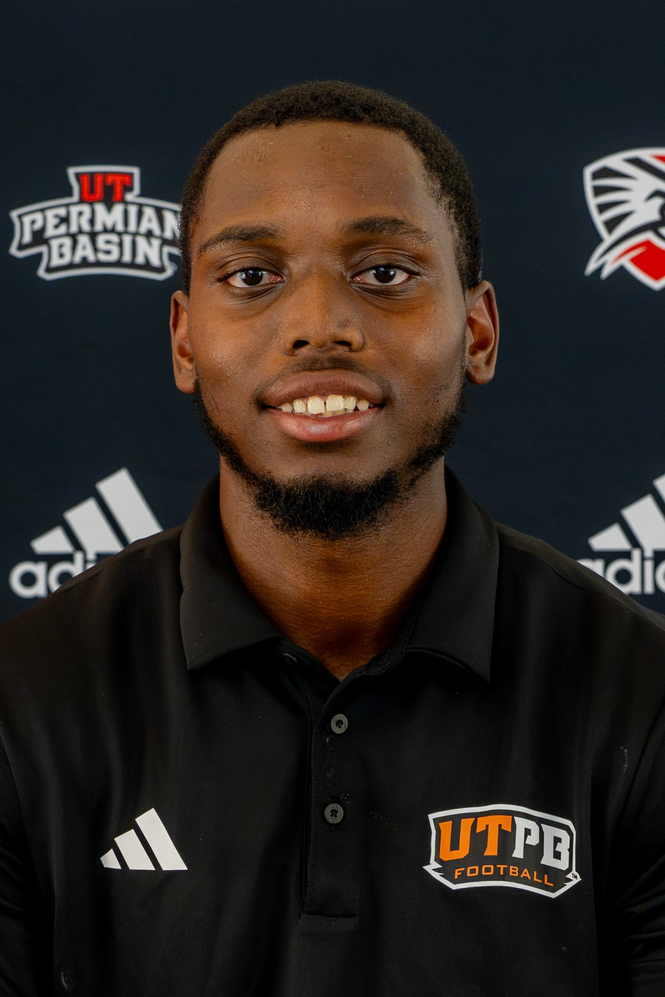 Head shot of Jaden Taylor
