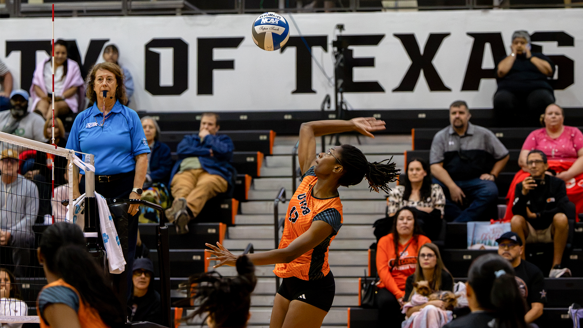 Precious Johnson picks up kill against St. Edward's