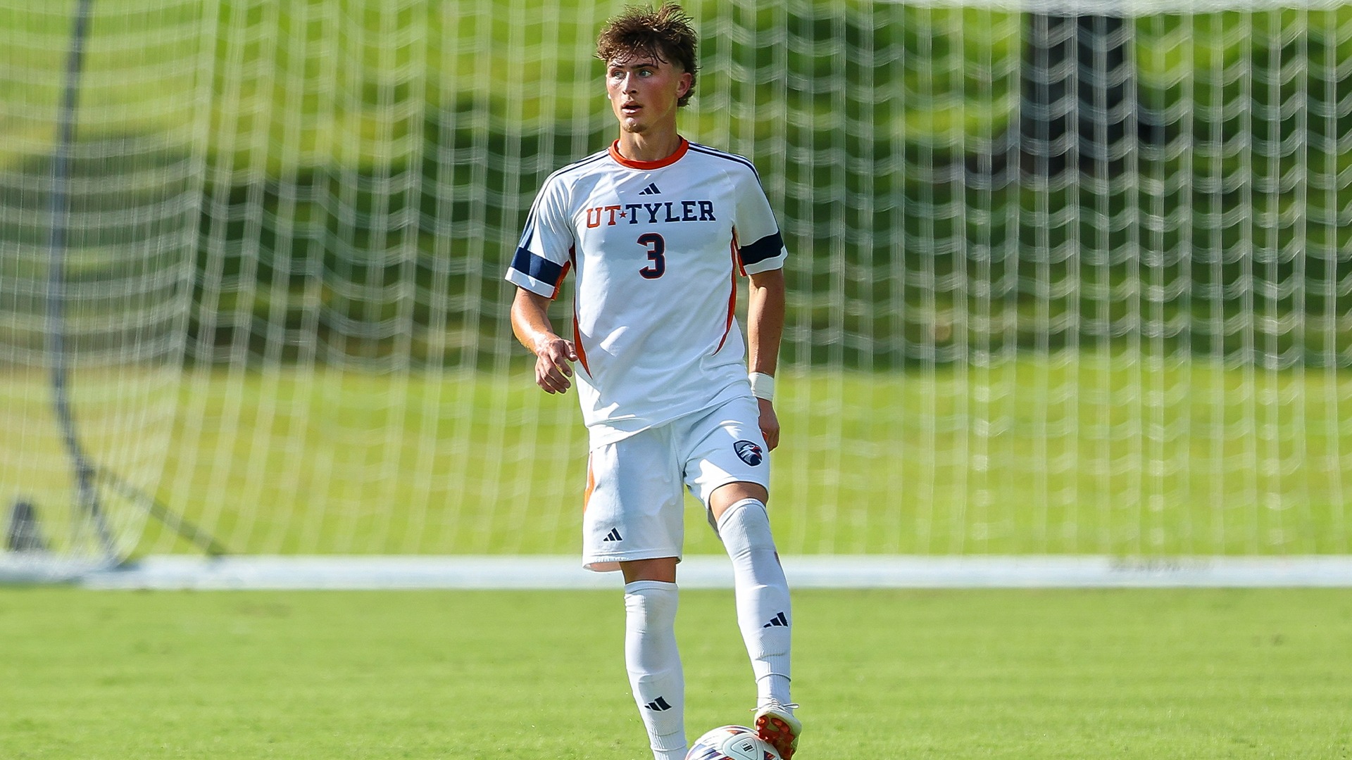 Jaxson Stovall looks for a teammate to pass to against West Texas A&M.