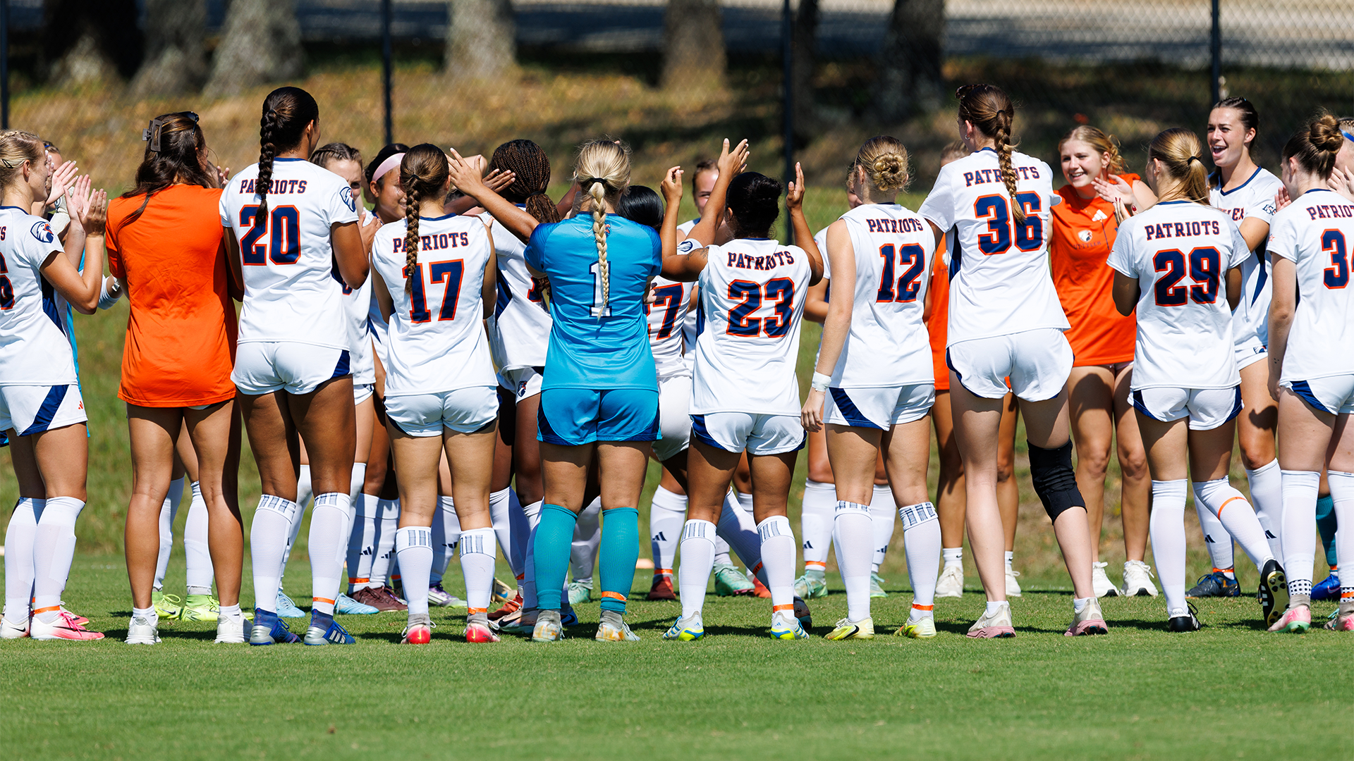 W Soccer Weekly Preview Week 10