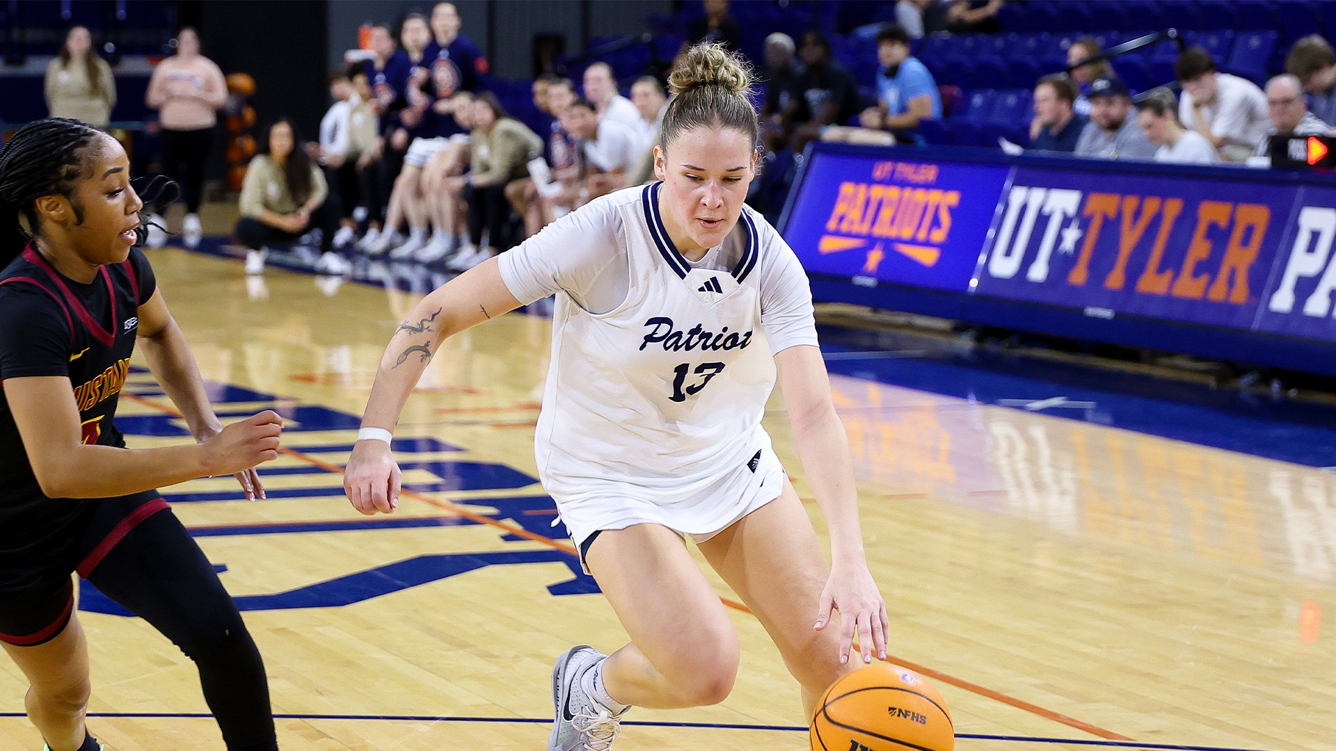Mileina Sablinskaite drives to the basket against Midwestern State.
