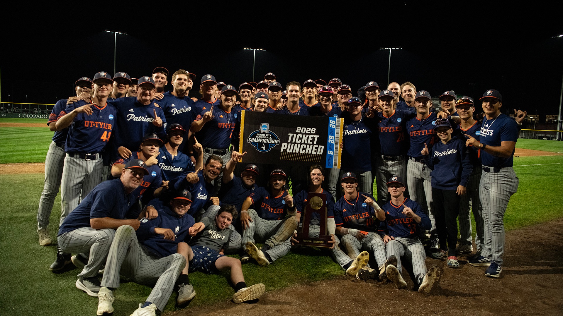 supers final win baseball