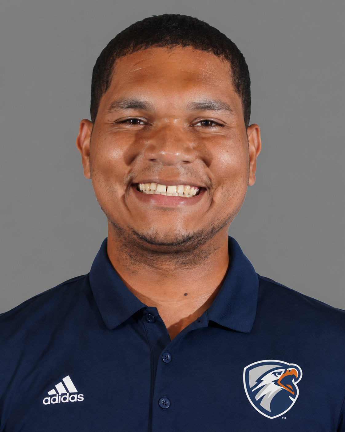 Robert Serra headshot